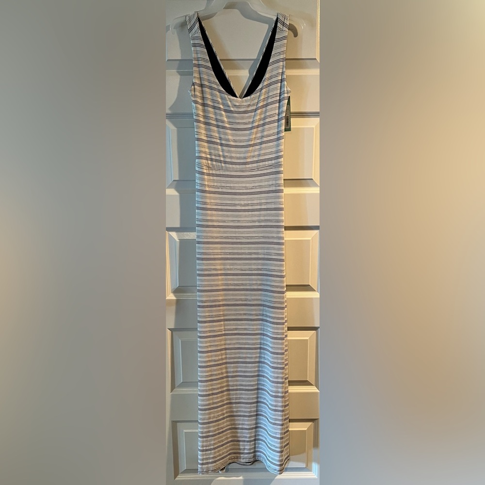 NWT-Gilli Mitchel Knit Maxi Dress SZ L